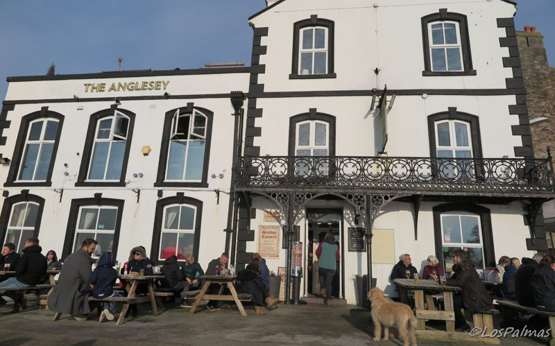 Pub anglesey arms en Caernarfon Wales Gales Galles