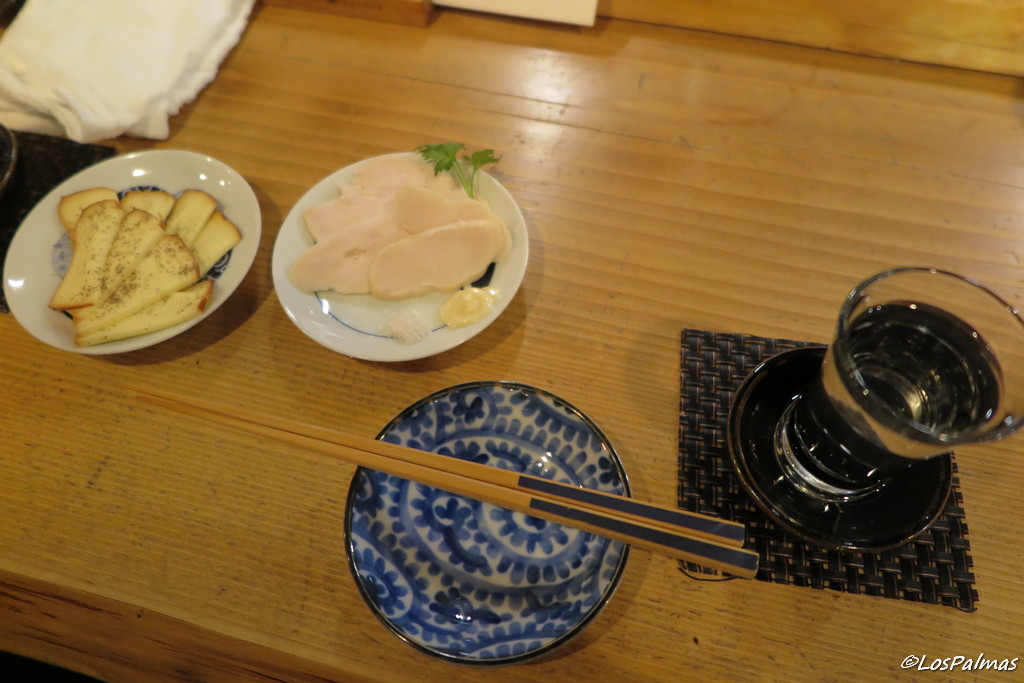 Ibushigin Kazuya comer y beber en Kioto. Kyoto sake bar