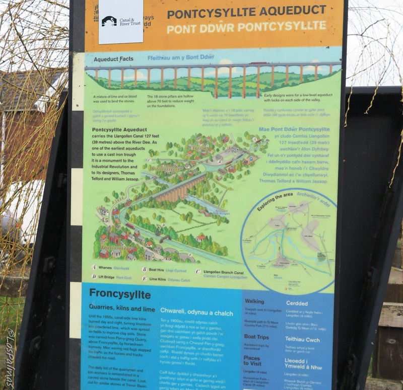Pontcysyllte canal y acueducto en Gales cerca de Llangollen