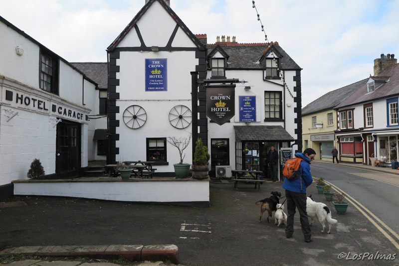 the Crown Inn en Corwen