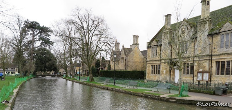 Costwolds Inglaterra Bourton on the water