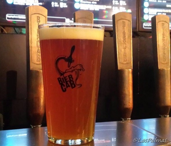 Cerveza en BierCab Barna