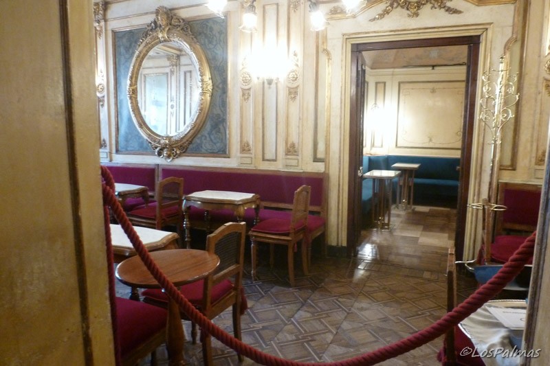 interior caffe florian