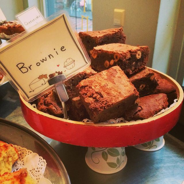 Esos deliciosos brownies caseros de De Bakkerswinkel centrum de Amsterdam